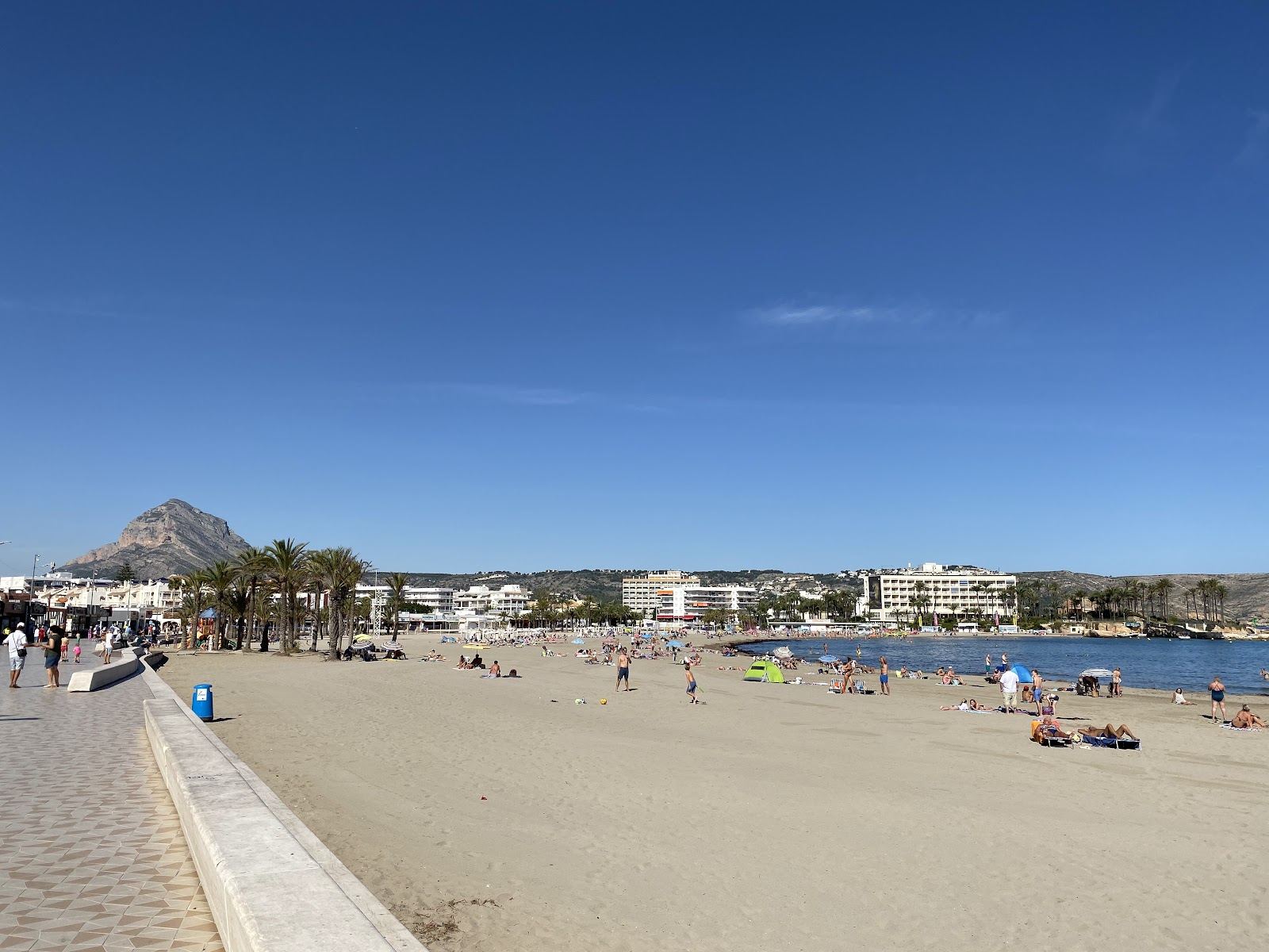 Playa del Arenal, the sandy beach in Javea