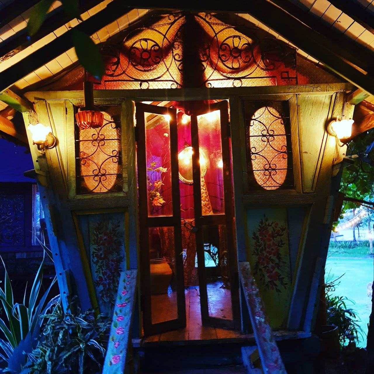 Lantern lit setting at La Laguna near Berawa in Canggu