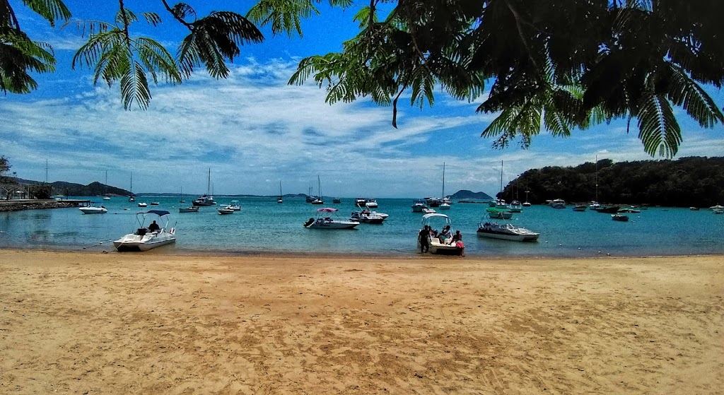 Boats and calm water on the sheltered north coast near Praia da Tartaruga in Buzios