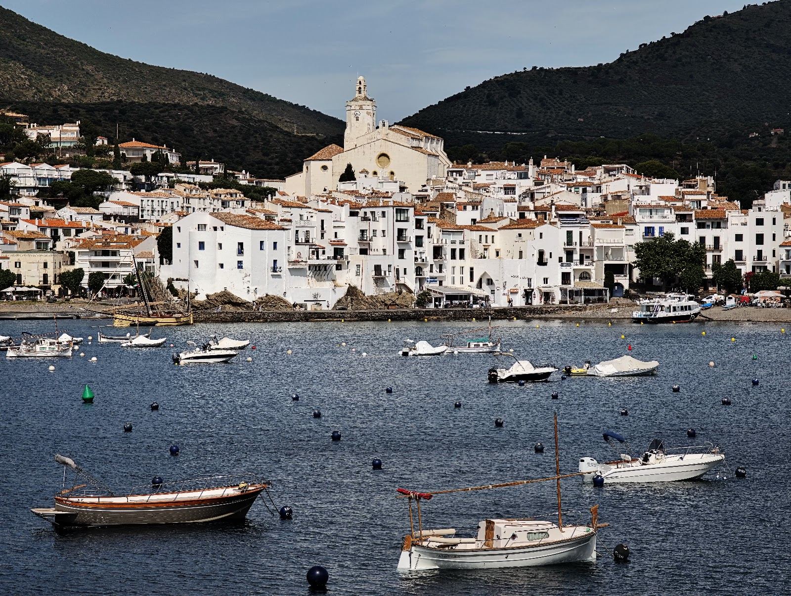 Whitewashed houses around the bay of Cadaques village on the Cap de Creus, Costa Brava