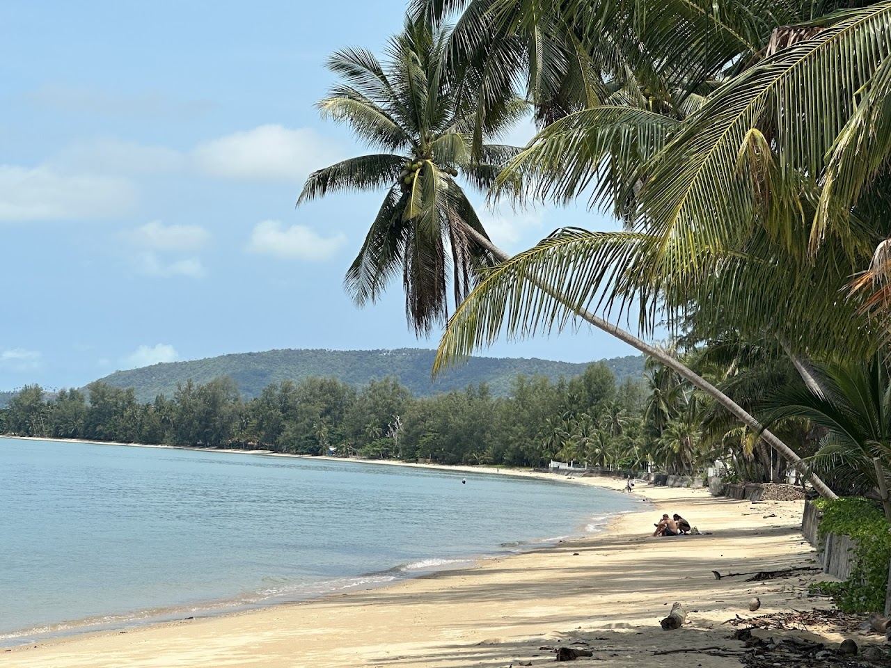 The wide shallow flat water and sunset light of Lipa Noi on Koh Samui