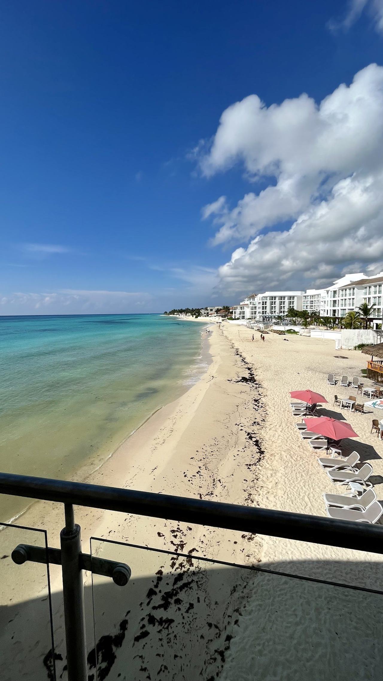 Dry, warm and pleasant in the Yucatan high season, with turquoise water and cenotes inland.