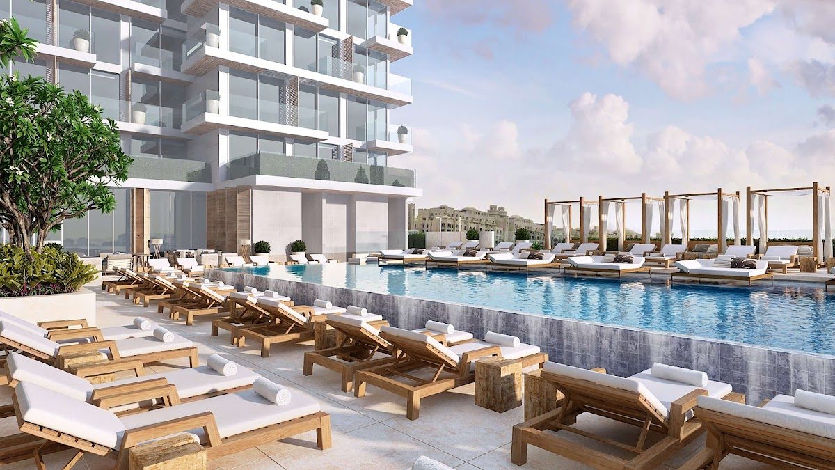 Beachfront resorts along the coast of Dubai