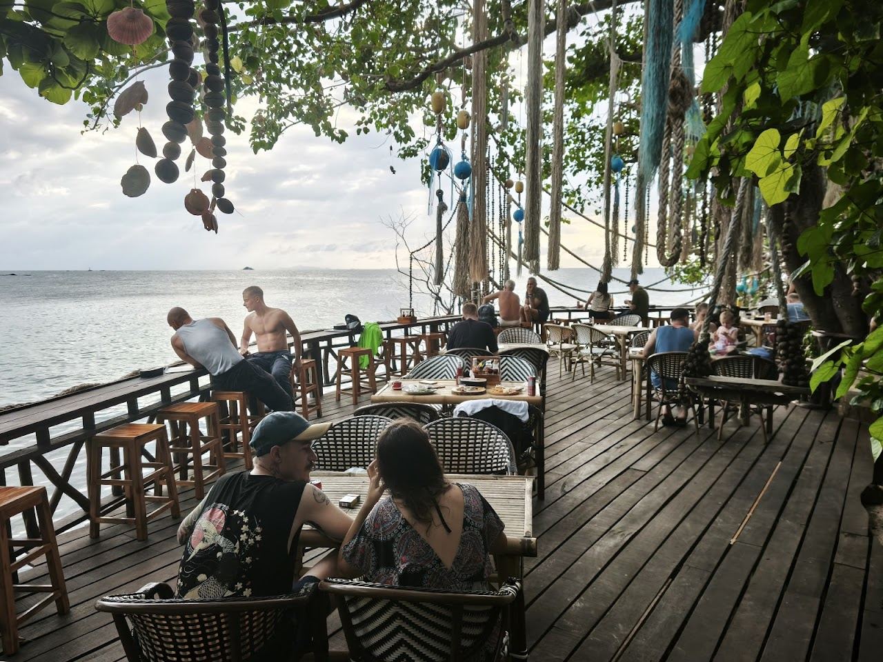 The rocky headland and tropical bar setting at the southern edge of Haad Son, Secret Beach, on Koh Phangan