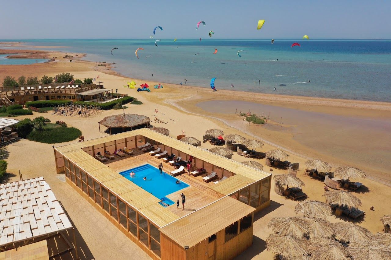 Kites over the wide shallow standing area at Mangroovy Beach in El Gouna near Hurghada