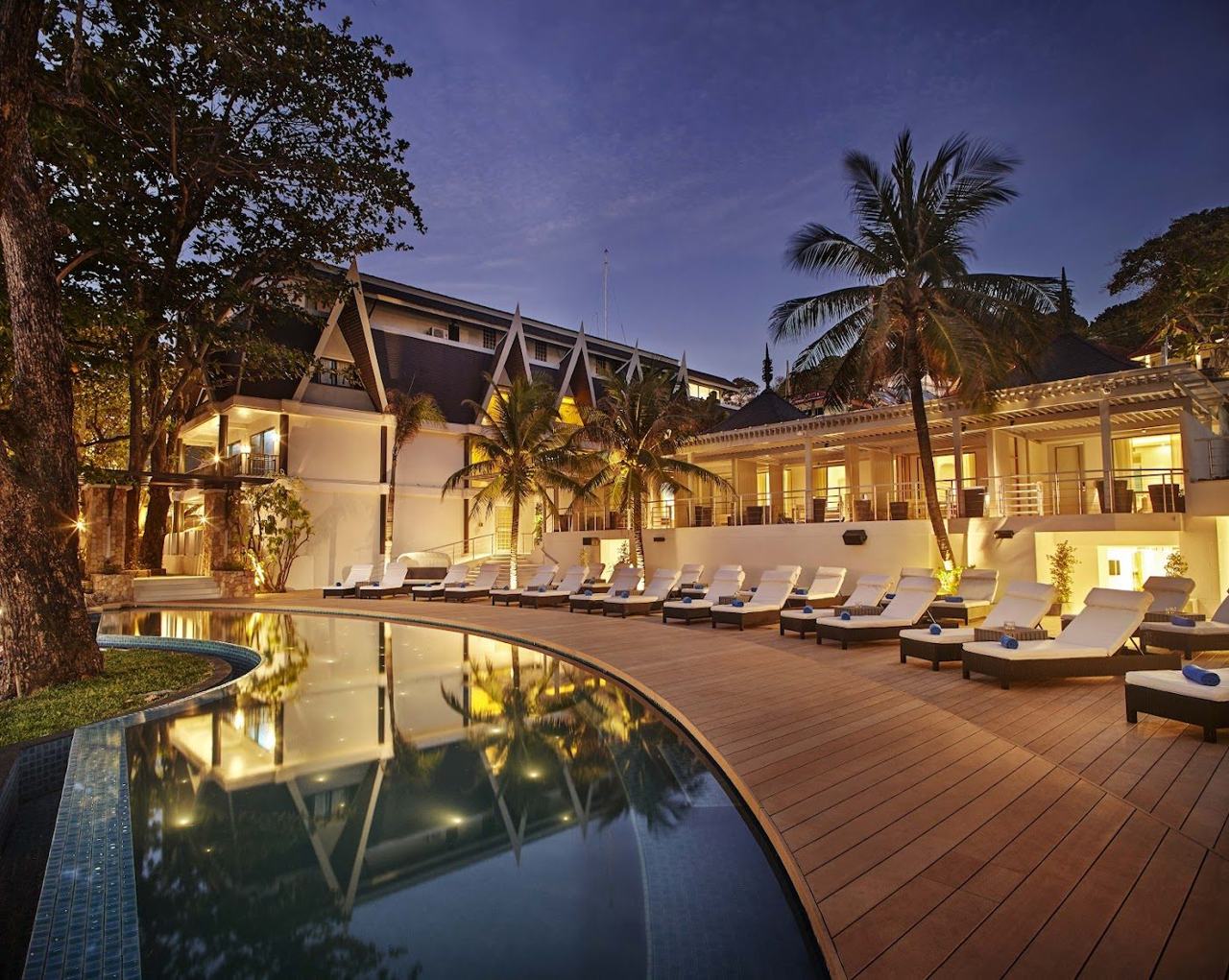 Pool and beach terrace at Re Ka Ta Beach Club at the Boathouse on Kata Beach