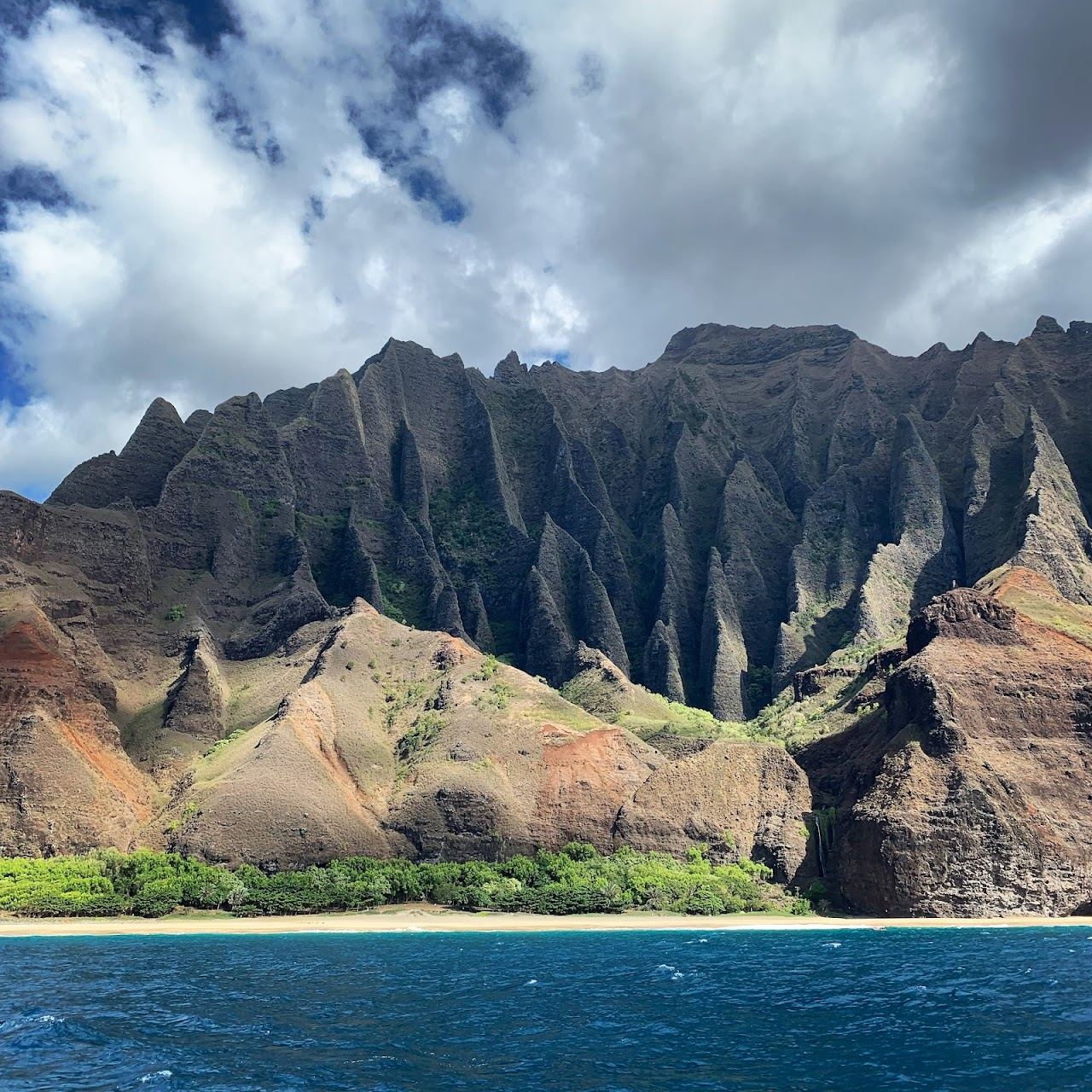 Kauai vs Maui