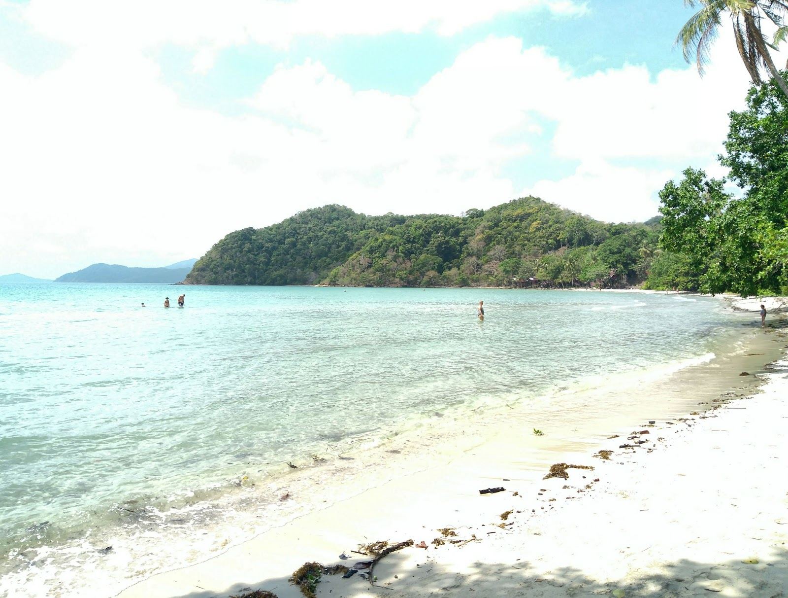 The remote, quiet snorkel cove at Long Beach on the southeast tip of Koh Chang in Thailand