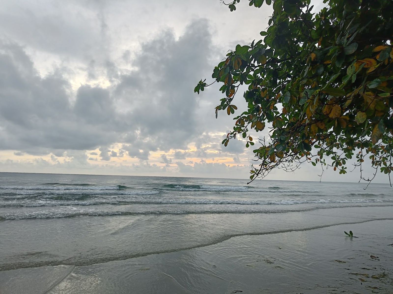 Fine sand and calm clear water along White Sand Beach on Koh Chang