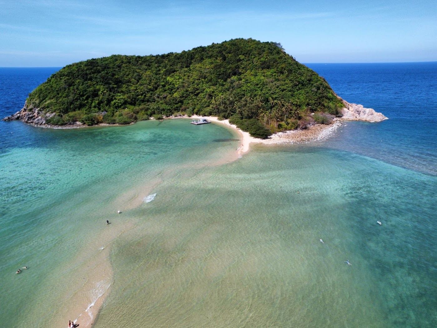 Clear water and reef off a sandbar beach in the north of Koh Phangan