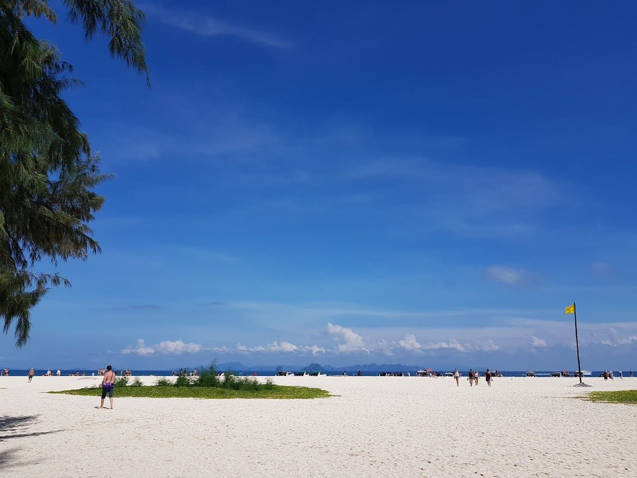 Fine white sand and clear shallow turquoise water at Bamboo Island near Phi Phi in Krabi