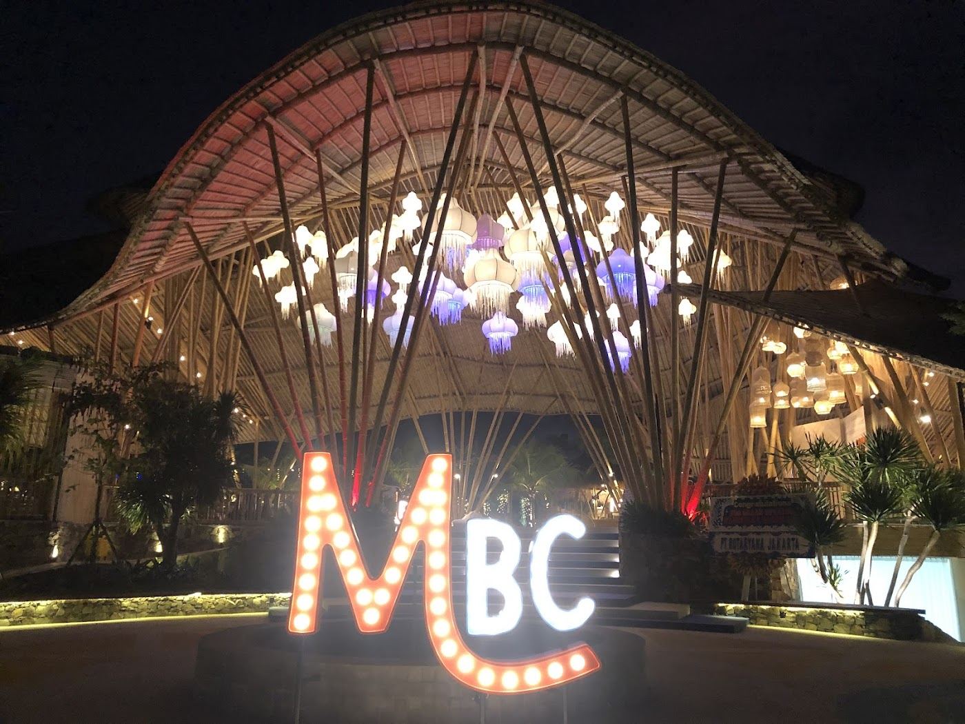 Pool and daybeds at Mandala Beach Club in Kuta Lombok, the nearest club coast to Are Guling