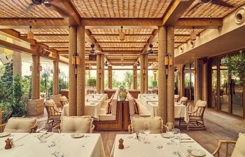 Beach club dining on the J1 Beach promenade on the former La Mer seafront in Dubai
