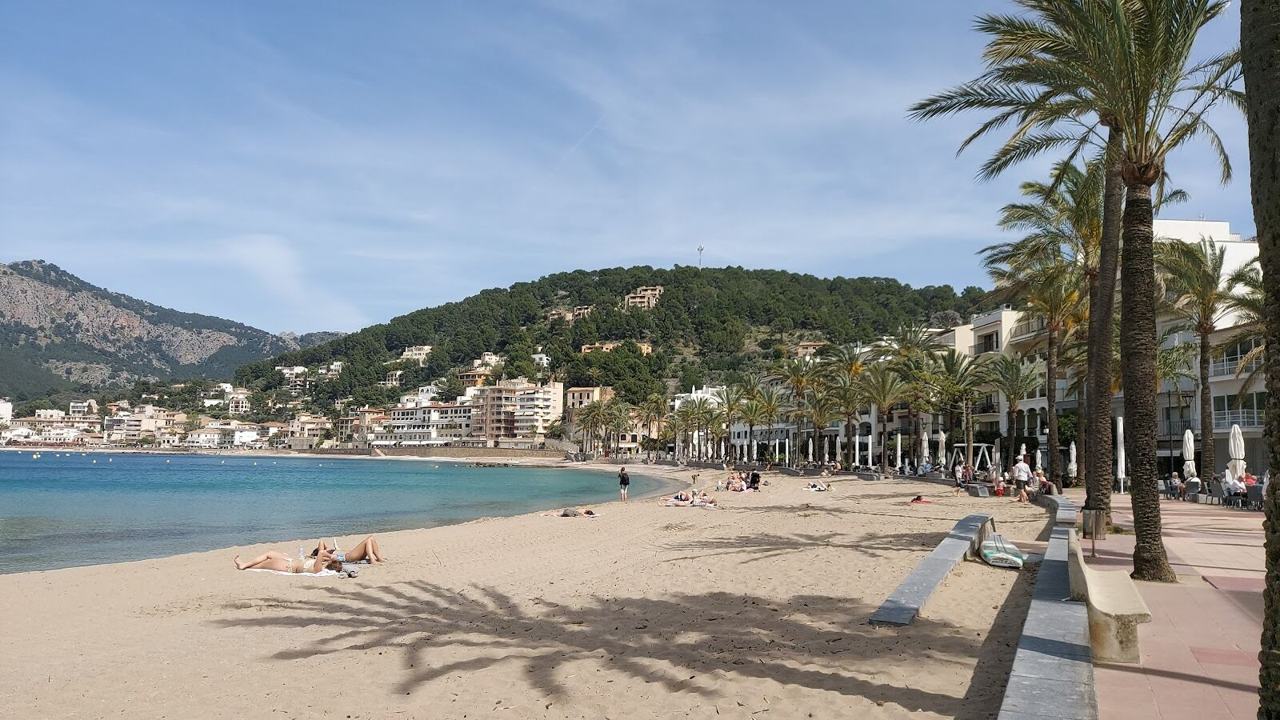 Port de Soller Beach, Mallorca, seen along the bay